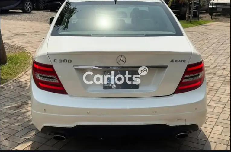 FOREIGN USED 2013 MERCEDES BENZ C300 for sale in Abuja, FCT - photo 5 of 5