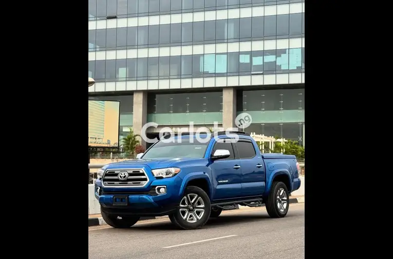 FOREIGN USED 2017 TOYOTA TACOMA for sale in Kado