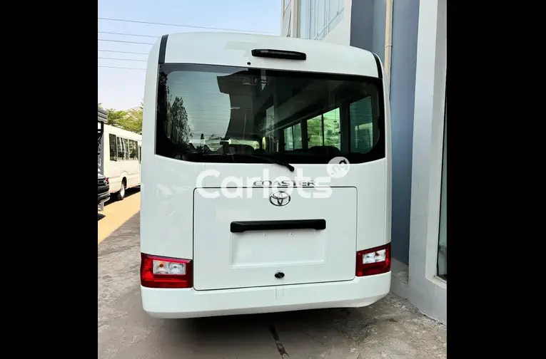 TOYOTA COASTER