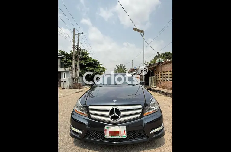 Neatly Used 2012 Mercedes-Benz C350 4MATIC (full option) with panoramic roof