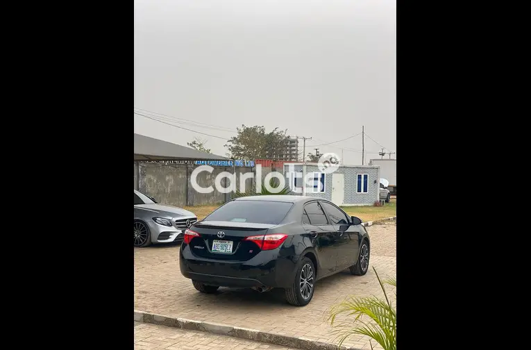 Neatly Used 2014 Toyota Corolla Sport for sale in Garki, FCT - photo 5 of 5