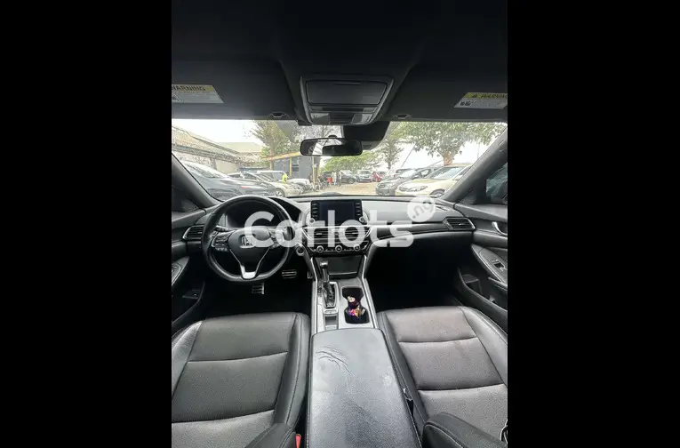 FOREIGN USED HONDA ACCORD 2019 for sale in Garki, FCT - photo 4 of 5