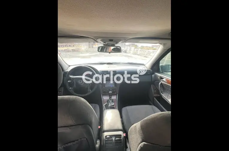 Nigerian Used Mercedes Benz C240 2010 KOMPRESSOR for sale in Kano - thumbnail 2