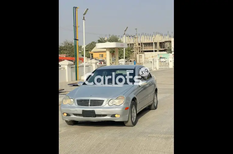 Nigerian Used Mercedes Benz C240 2010 KOMPRESSOR for sale in Kano - thumbnail 1