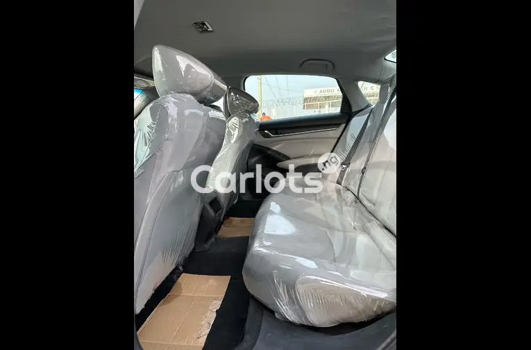 Foreign used Honda Accord 2019 for sale in Kano - thumbnail 4