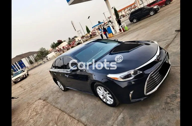 2015 TOYOTA AVALON - 1/5