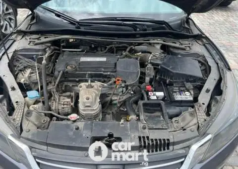 Tokunbo 2014 Honda Accord - 3/5