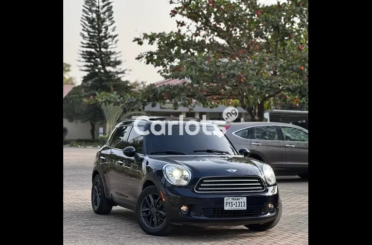 2011 MINI COOPER SPORT