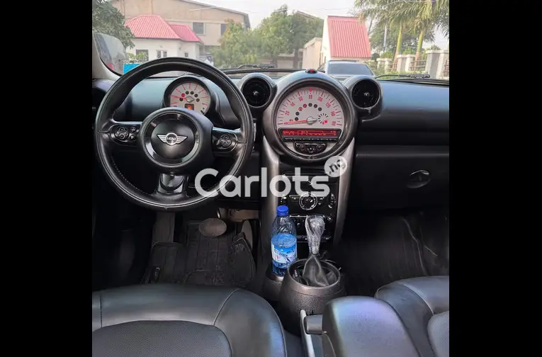 Foreign Used 2011 MINI COOPER SPORT for sale in Kaduna - thumbnail 2