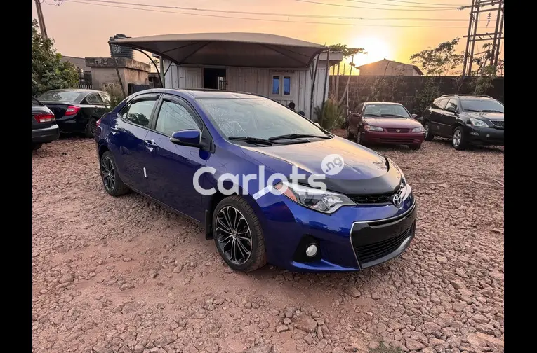 FOREIGN USED 2014 TOYOTA COROLLA S for sale in Kaduna
