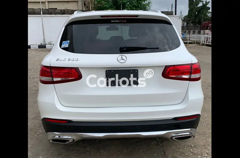 MERCEDES BENZ GLC 300 FOREIGN USED - 4/5