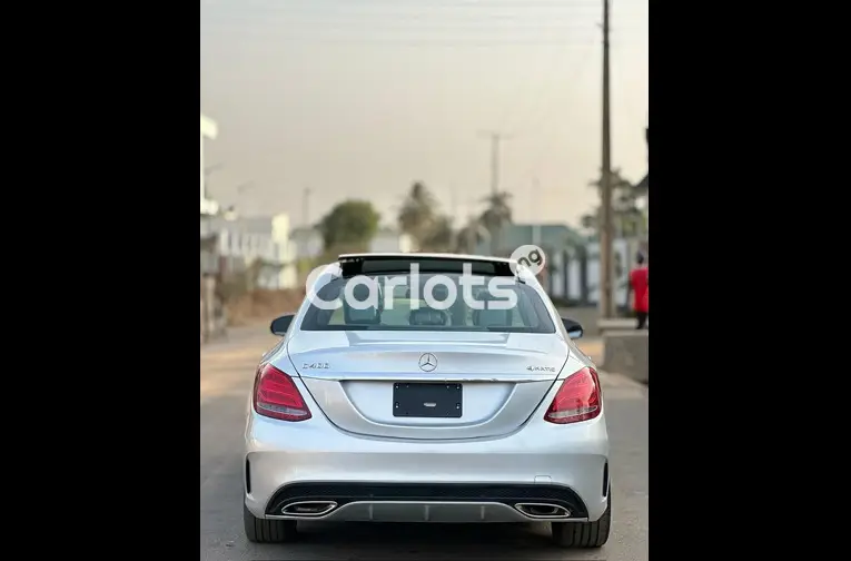 2016 MERCEDES BENZ C400 FULL OPTION for sale in Kaduna, Kaduna - thumbnail 5