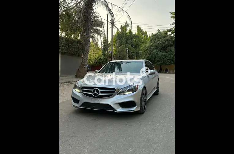 FOREIGN STANDARD 2015 MERCEDES BENZ E350 - 1/5