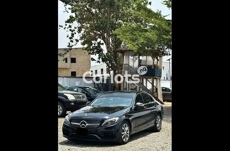 2017 MERCEDES BENZ C300 - 1/5