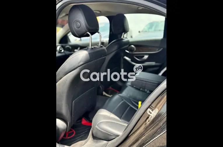 2017 MERCEDES BENZ C300 - 3/5