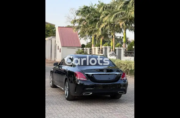 2016 MERCEDES BENZ C300 KEYLESS for sale in Kaduna, Kaduna - thumbnail 4