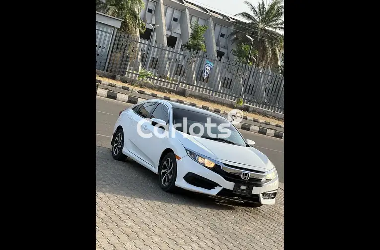 2018 HONDA CIVIC