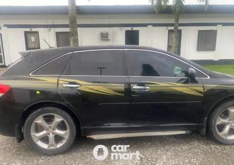 Used Toyota Venza 2010 - 4/5