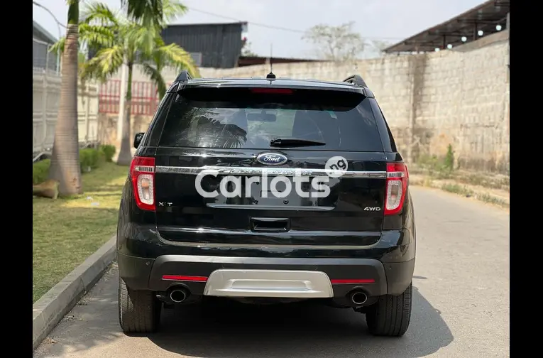Nigerian Used 2013 FORD EXPLORER for sale in Garki, Abuja - photo 5 of 5