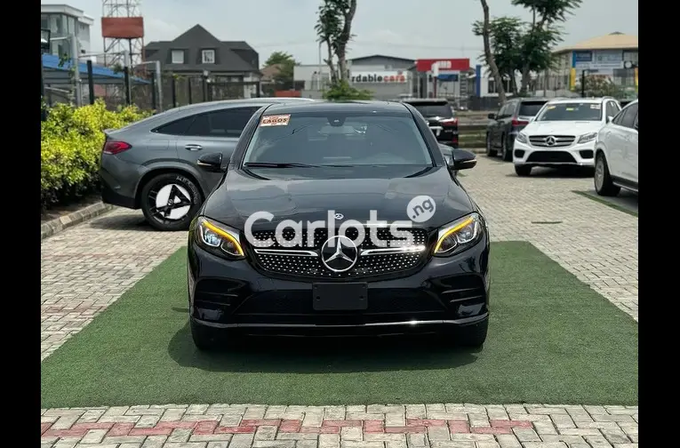 2018 Mercedes Benz GLC 300 4Matic - 1/5