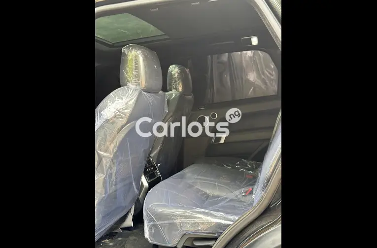 2022 UPGRADED RANGE ROVER SPORT SUPERCHARGED for sale in Kaduna, Kaduna - photo 4 of 5