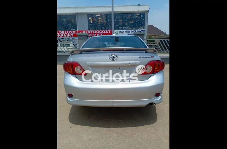 2009 TOYOTA COROLLA S - 5/5