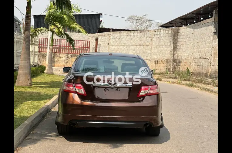Used Toyota Camry 2010 for sale in Garki, FCT - photo 5 of 5
