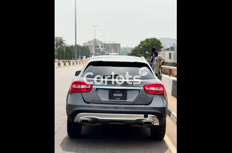 Foreign Used 2017 Mercedes GLA 250 for sale in Abuja, FCT - thumbnail 5