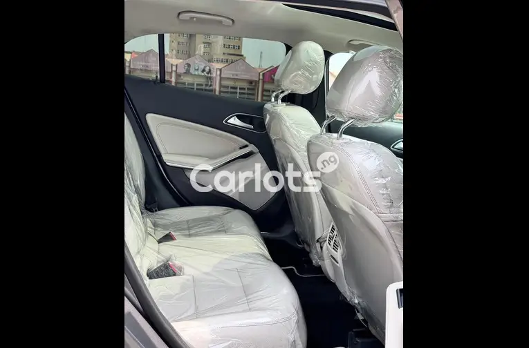 Foreign Used 2017 Mercedes GLA 250 for sale in Abuja, FCT - thumbnail 2