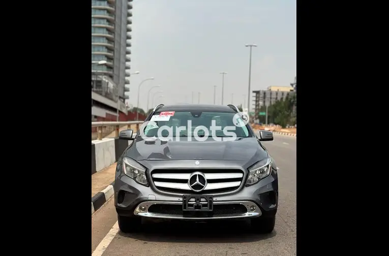 Foreign Used 2017 Mercedes GLA 250