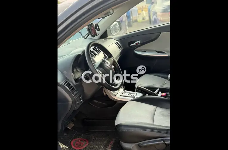 Used 2010 TOYOTA COROLLA for sale in Garki, FCT - thumbnail 2