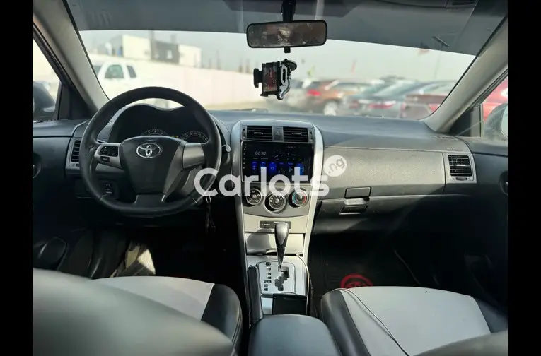 Used 2010 TOYOTA COROLLA for sale in Garki, FCT - photo 3 of 5