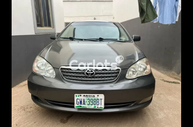 Nigerian Used Toyota Corolla 2005 Gray for sale in Garki, Abuja - photo 2 of 5