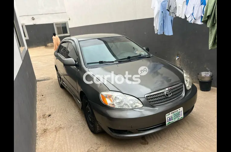 Nigerian Used Toyota Corolla 2005 Gray for sale in Garki, Abuja - thumbnail 1