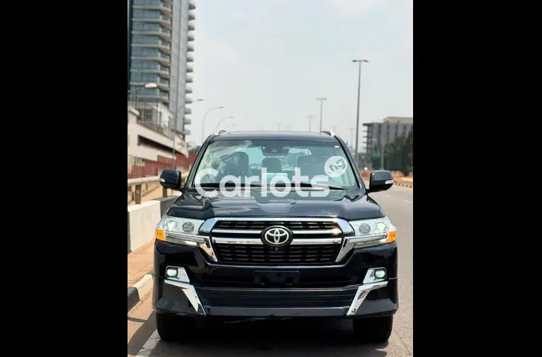 Foreign Used 2019 Toyota Land Cruiser VX.R  V8 5.7 for sale in Kado
