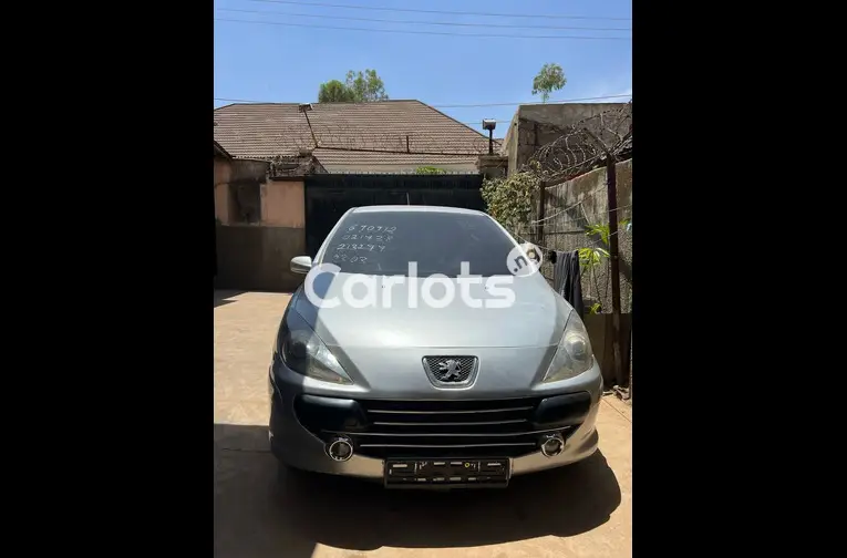 Nigerian Used Peugeot 307 2007 for sale in Kaduna - photo 2 of 5