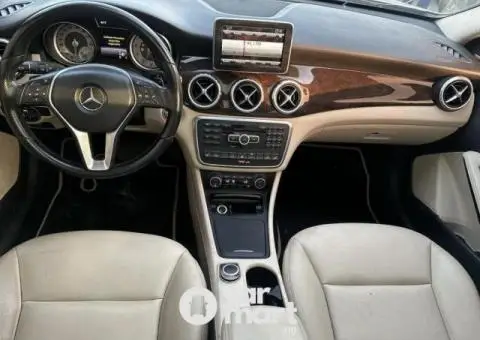 Tokunbo 2015 Mercedes Benz GLA250 - 2/5