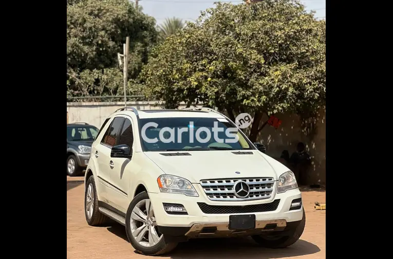 FOREIGN USED 2010 MERCEDES BENZ ML350 for sale in Kaduna, Kaduna - photo 2 of 5