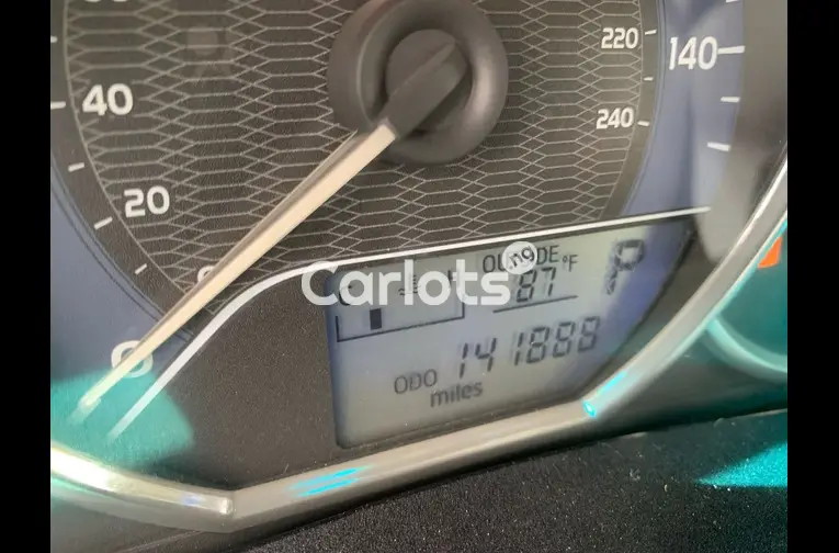 Nigerian Used Pre-Owned 2016 Toyota Corolla LE for sale in Ajah, Lagos - thumbnail 2