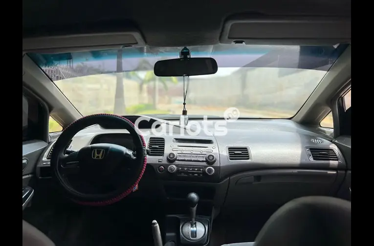 Nigerian Used 2008 HONDA CIVIC IROBOT for sale in Garki, FCT - photo 4 of 5
