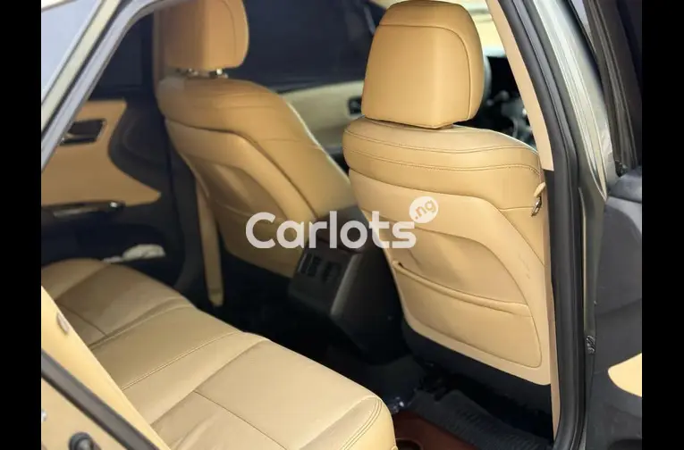 FOREIGN USED 2013 TOYOTA AVALON XLE for sale in Garki, FCT - photo 3 of 5