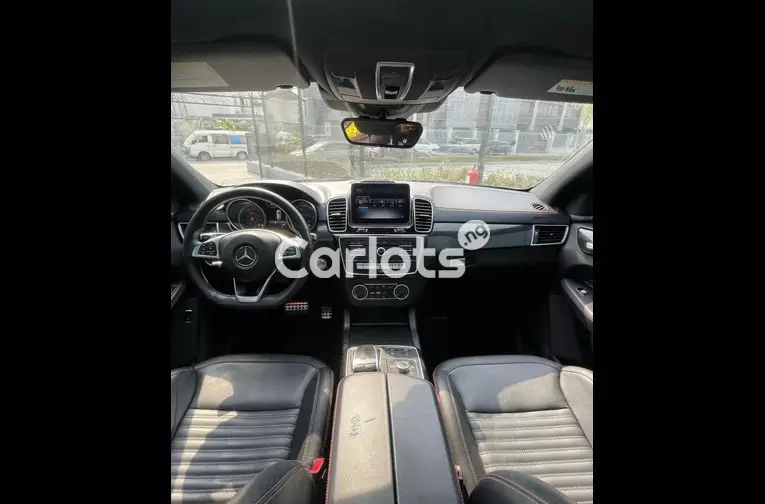 Tokunbo 2017 Mercedes Benz GLE43//AMG - 2/5