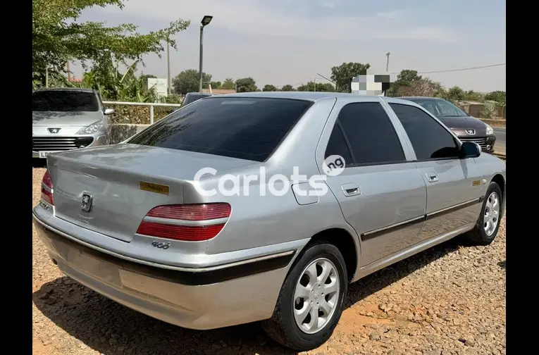 Nigerian Used SUPER CLEAN AUTOMATIC 2005 PEUGEOT 406 for sale in Kaduna - photo 4 of 5