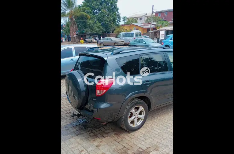 Toyota RAV4 2008 sport edition - 4/5