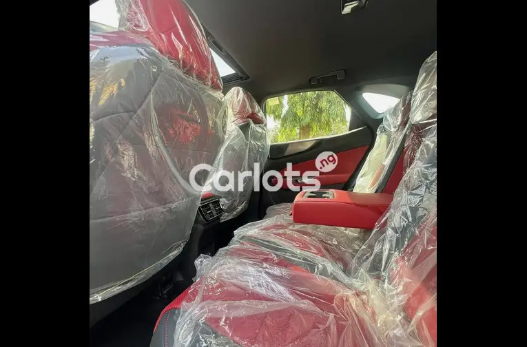 BRAND NEW 2024 LEXUS NX350h AWD - 3/5