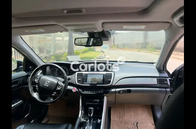 Foreign Used HONDA ACCORD 2017 V6 TOURING for sale in Garki, FCT - photo 5 of 5