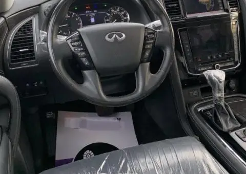 Tokunbo 2021 Infiniti QX80 - 2/5