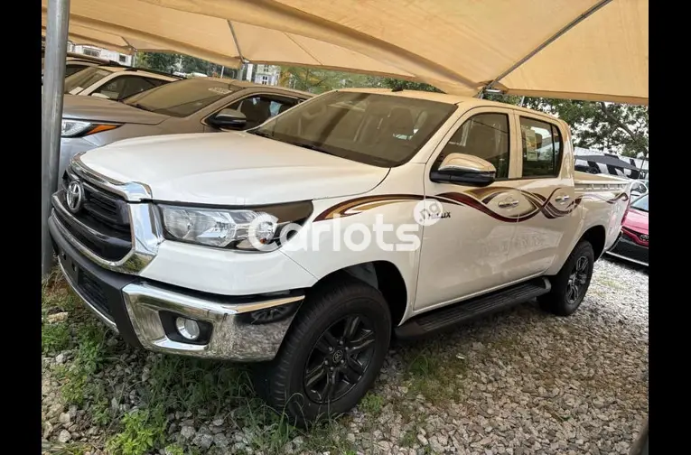 BRAND NEW 2025 TOYOTA HILUX for sale in Abuja, FCT - photo 1 of 5