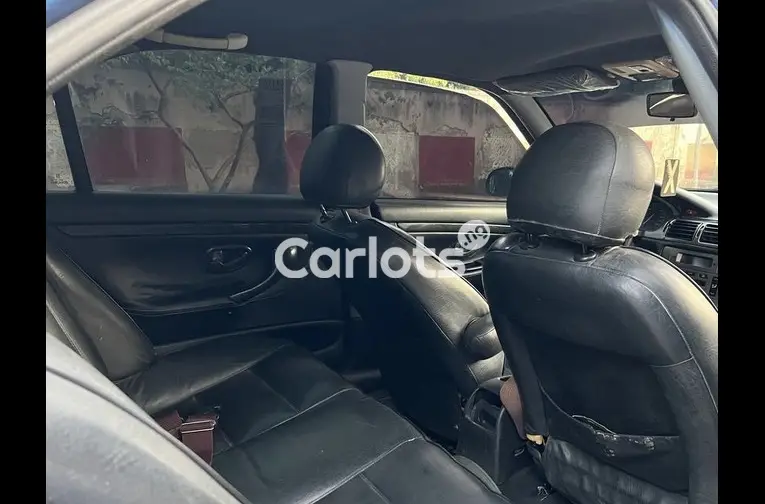 Nigerian Used DISTRESS SALE SUPER CLEAN PEUGEOT 406 for sale in Kaduna - thumbnail 3