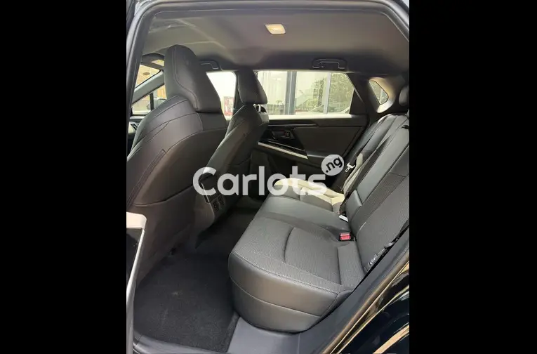 BRAND NEW 2024 TOYOTA BZ4X ELECTRIC VEHICLE for sale in Abuja, FCT - thumbnail 3